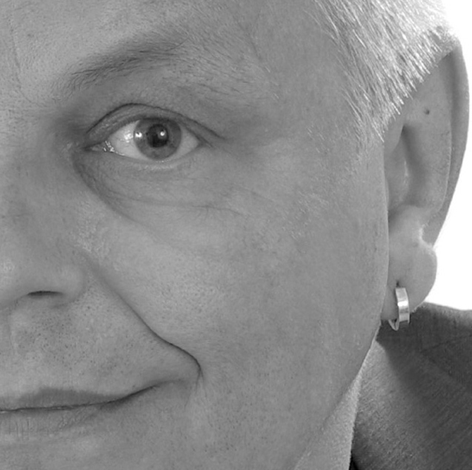 Stefan Hartmann